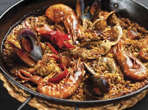 La millor paella de Barcelona es menja al restaurants Cullera de Boix.